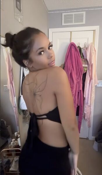 Full leaked Ellemarieexclusive private photo