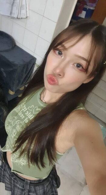 Full leaked Ellemonade private onlyfans photo