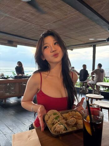 Ellen Tan