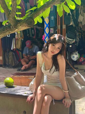 Full leaked Ellen tan private photo