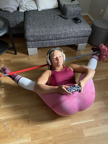 Full leaked Ellenviking private photo