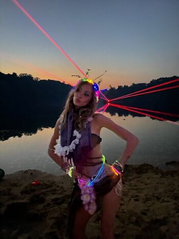 Full leaked Ellesasmrr private photo