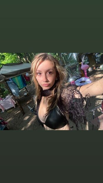 Full leaked Ellesasmrr private photo