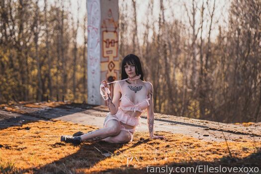 Full leaked Elleslove  page private onlyfans photo