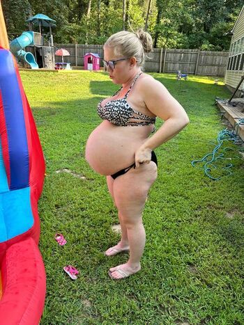 Full leaked Ellie brooks page private photo