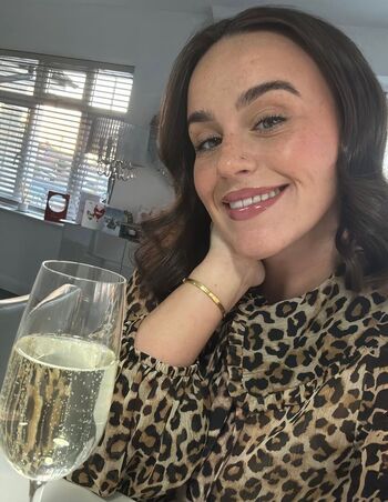 Full leaked Ellie leach private photo
