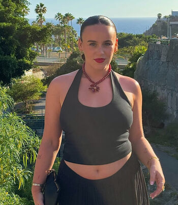 Full leaked Ellie leach private photo