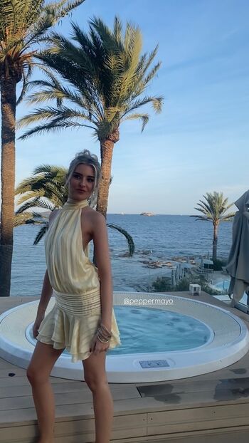 Full leaked Ellie middleton private onlyfans photo