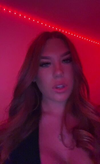 Full leaked Ellie robinson private photo