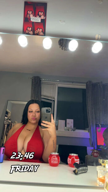 Full leaked Ellielea private photo