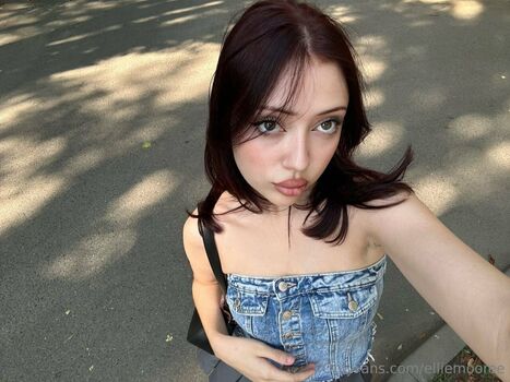 Full leaked Elliemooree private photo