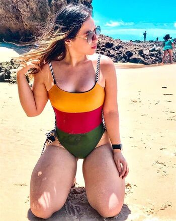 Full leaked Elloysaoficial private onlyfans photo