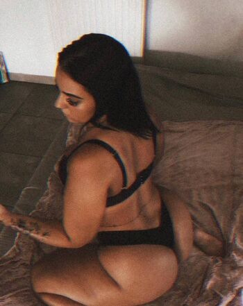 Full leaked Elodiebrn private onlyfans photo
