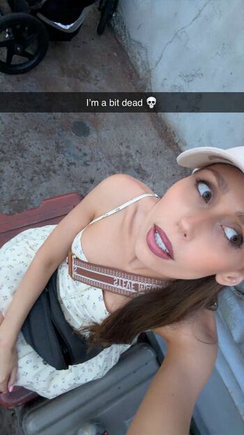 Full leaked Eloise head private onlyfans photo