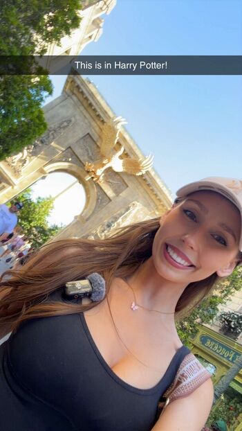 Full leaked Eloise head private onlyfans photo