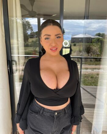 Full leaked Elporter private photo