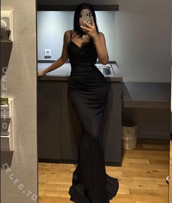 Full leaked Elquaria private photo