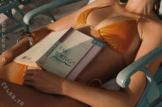 Full leaked Elsa hosk private photo