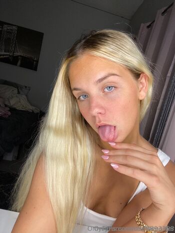 Full leaked Elsieextras private photo