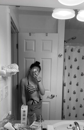 Full leaked Elsuzannee private photo