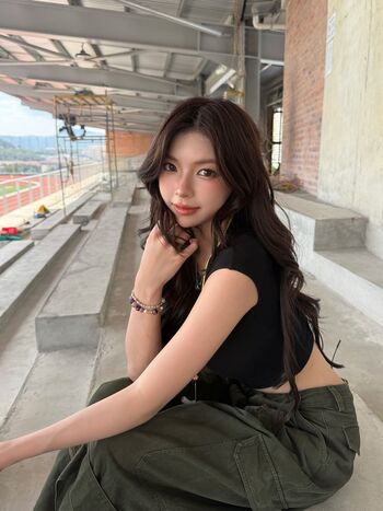 Full leaked Elyn leong page private onlyfans photo