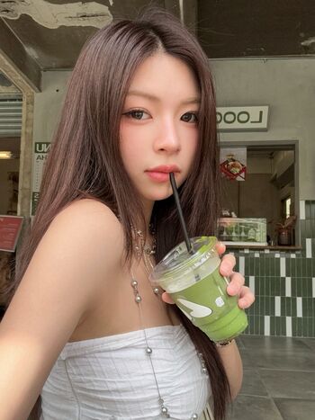 Full leaked Elyn leong page private onlyfans photo