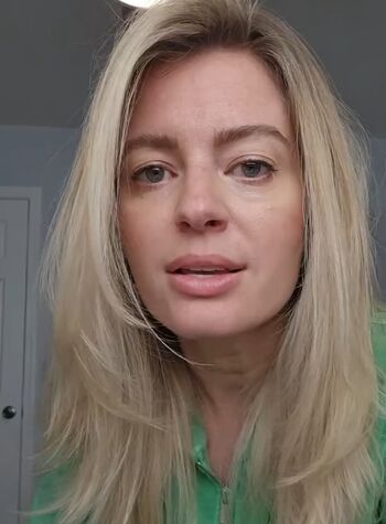 Full leaked Elyse willems private onlyfans photo
