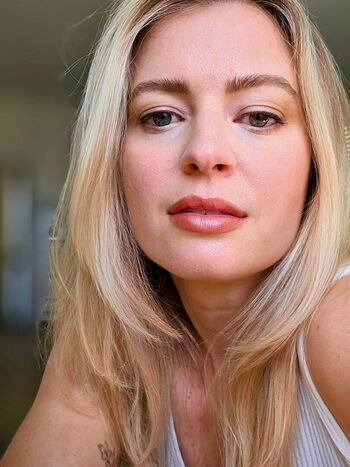 Full leaked Elyse willems private onlyfans photo