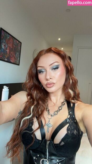 Full leaked Elzthewitch page private photo