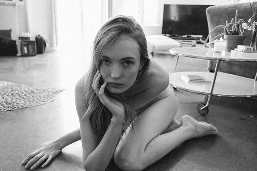 Full leaked Ema mckie private photo