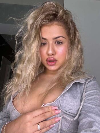 Full leaked Emabliss private photo