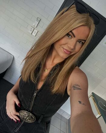 Full leaked Emajanewhite private photo