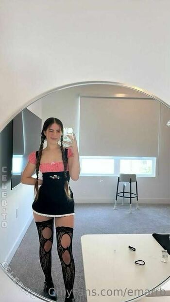 Full leaked Emarrb private onlyfans photo