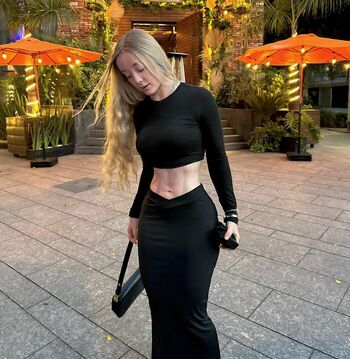 Full leaked Emegeee private photo