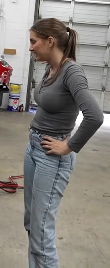 Full leaked Emelia hartford page private onlyfans photo