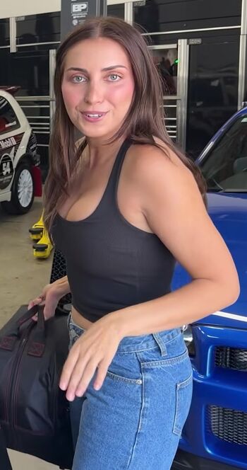 Emelia Hartford