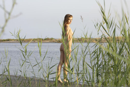 Full leaked Emelie crystal private photo