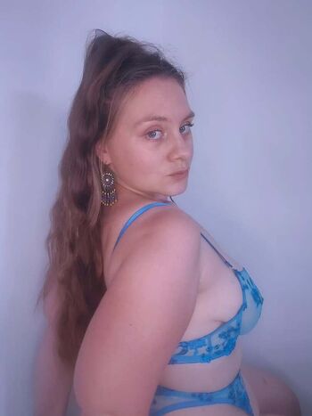 Full leaked Emeline parent private photo