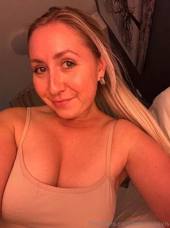 Full leaked Emely davis page private photo
