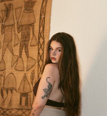 Full leaked Emi rhea private photo