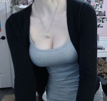 Full leaked Emiki private onlyfans photo