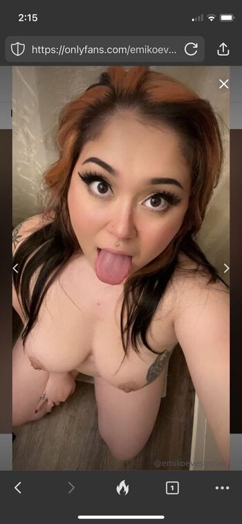 Full leaked Emikoevesinclair private photo