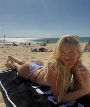 Full leaked Emilee axelsson private photo