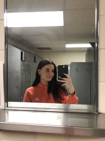 Full leaked Emileesilvey private onlyfans photo