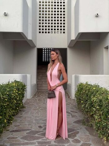 Full leaked Emilia bte page private onlyfans photo