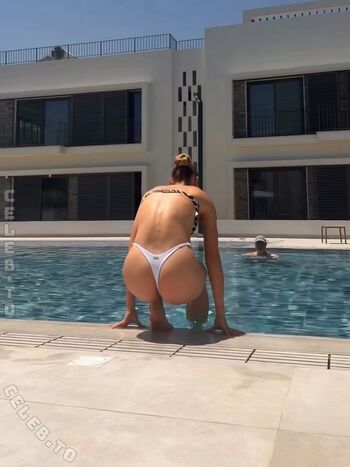 Full leaked Emilia bte private photo