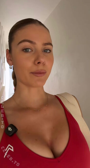 Full leaked Emilia bte private photo