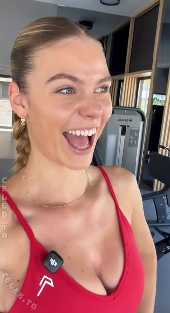 Full leaked Emilia bte private photo