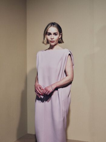 Full leaked Emilia clarke private photo