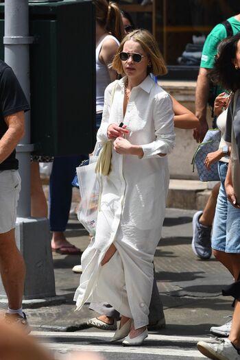 Full leaked Emilia clarke private photo